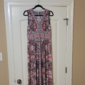 Floral Sleeveless Maxi Dress